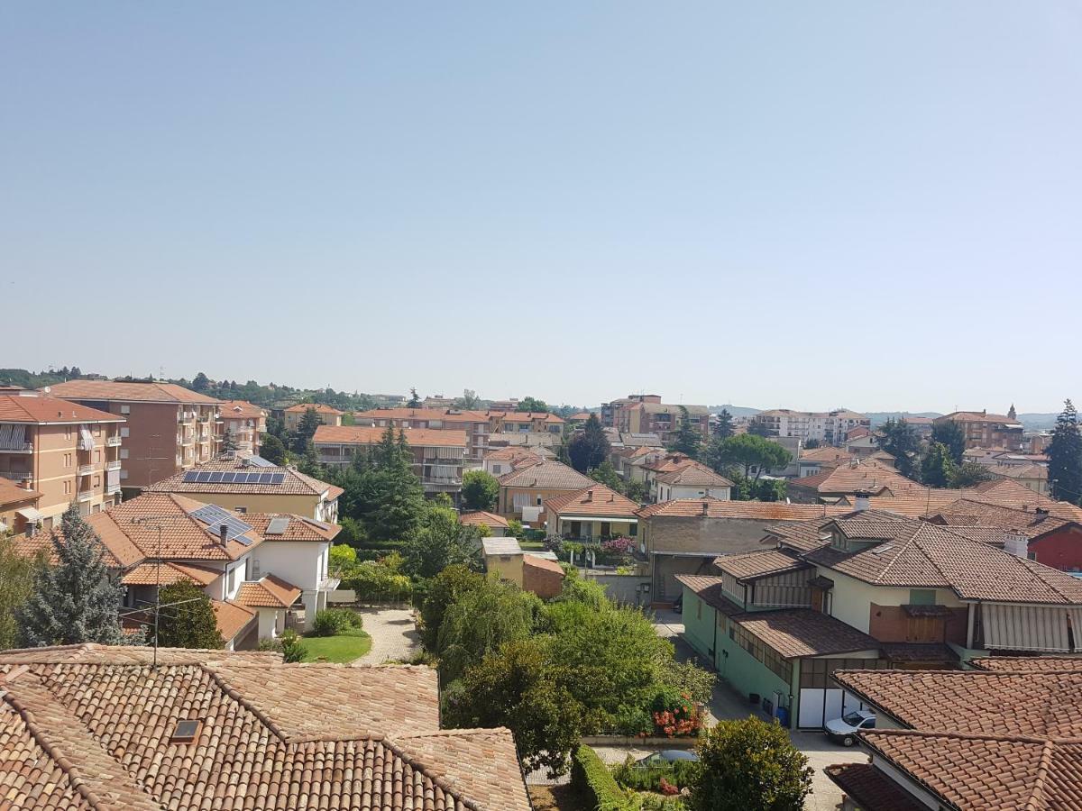 Appartamento Panoramico Nizza Monferrato Eksteriør bilde