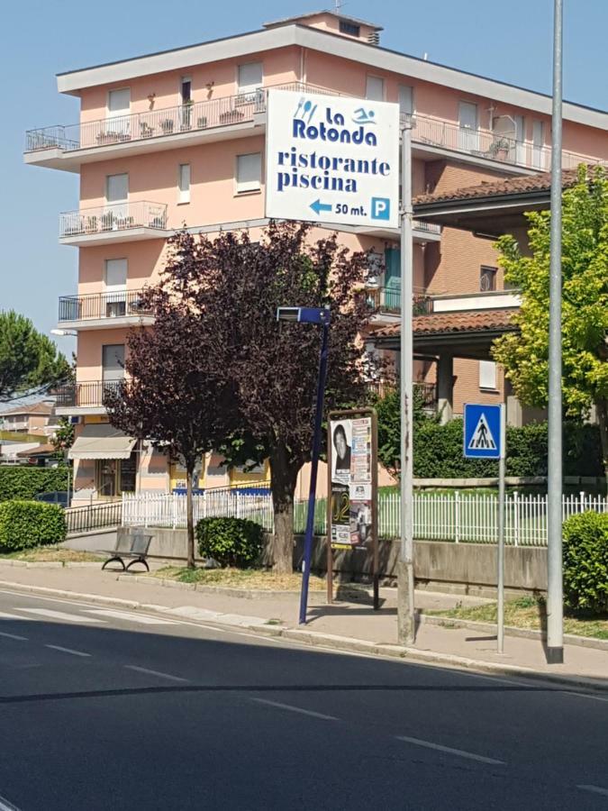 Appartamento Panoramico Nizza Monferrato Eksteriør bilde